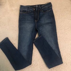 hollister 3R high rise super skinny jeans 10/10
